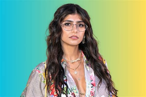 Free Mia Khalifa HD porn videos (10,761) 